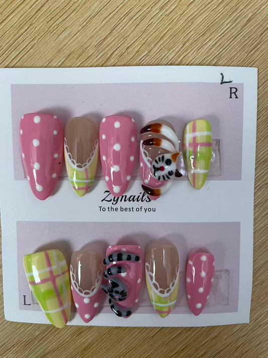 nail